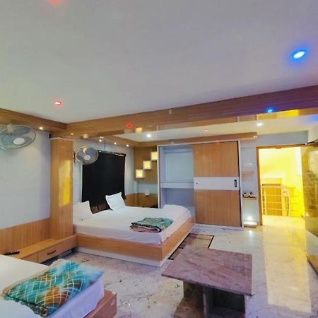 The Maheshwari Residency Hotel Ayodhya Eksteriør billede