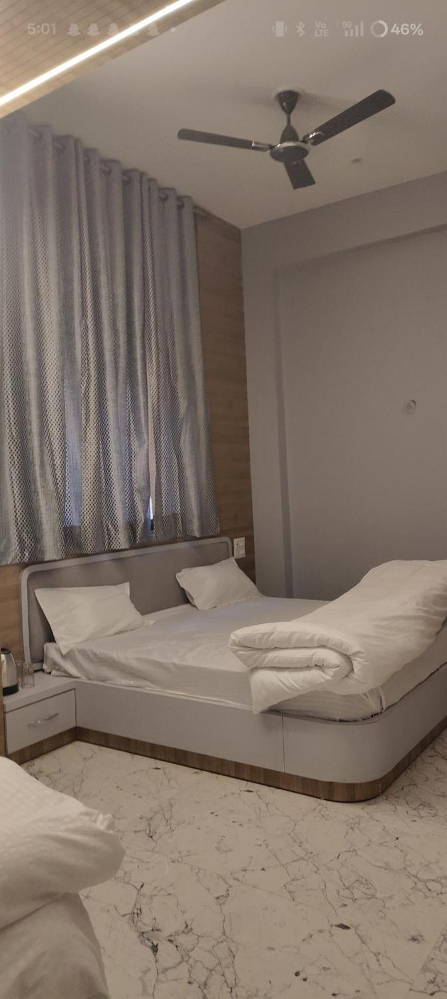 The Maheshwari Residency Hotel Ayodhya Eksteriør billede